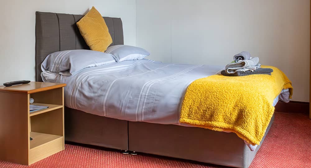 Book a room at The George Hotel in Chatteris